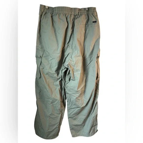 Men's Cargo Pants in Olive Green - Lightweight Utility Style - Picture 2 of 9